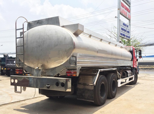 Cho thuê xe bồn vận chuyển bùn vi sinh giá rẻ có chính sách bảo hành